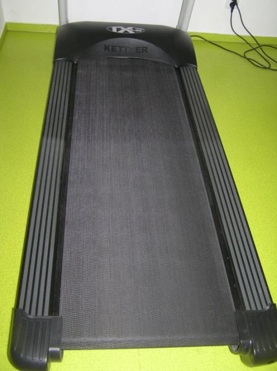 Prumyslových robotu-2